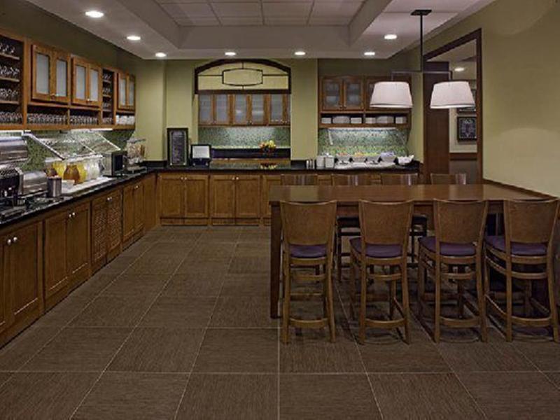 Comfort Suites Milwaukee West Restaurace fotografie